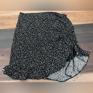 FOREVER21 Mini Skirt